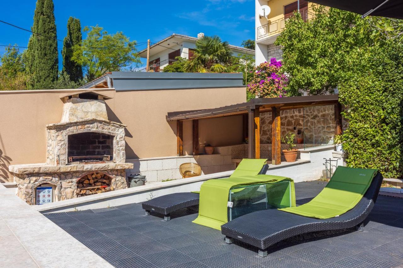 Apartmani Anita Dramalj Exterior foto